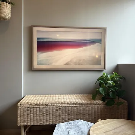 Modern With Stunning View And Access To Sea Apartamento