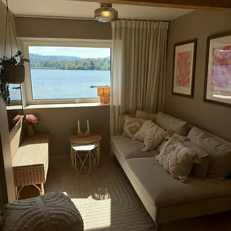 Modern With Stunning View And Access To Sea Apartamento Bergen