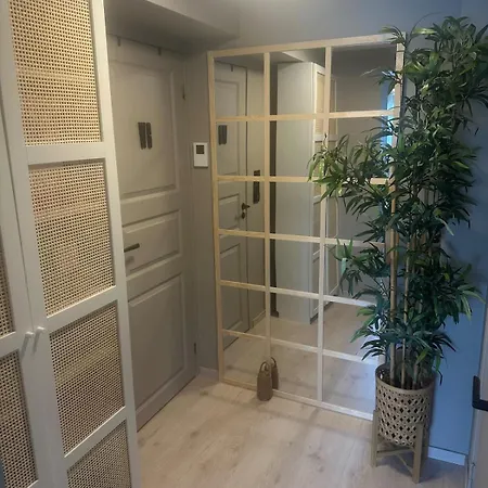 Modern With Stunning View And Access To Sea Apartamento *